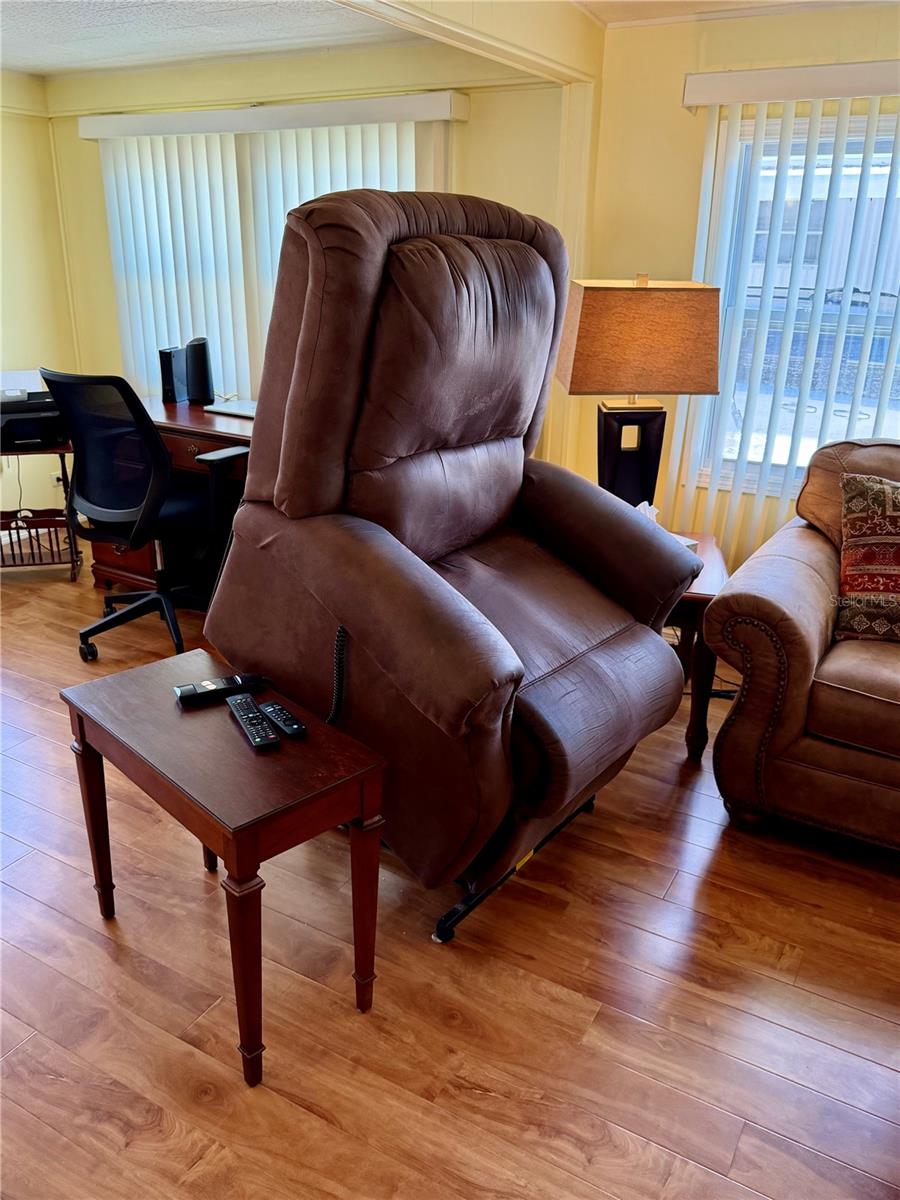 SUNSET PALMS UNREC - Residential