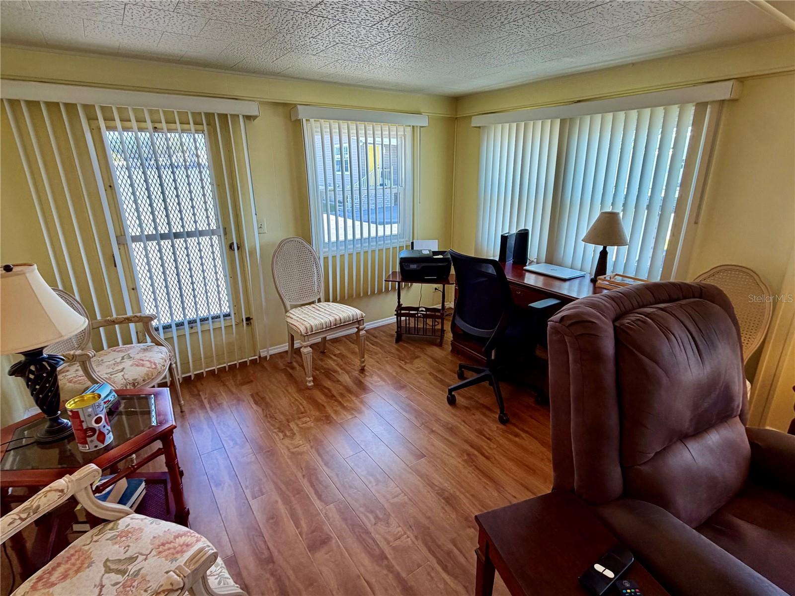 SUNSET PALMS UNREC - Residential