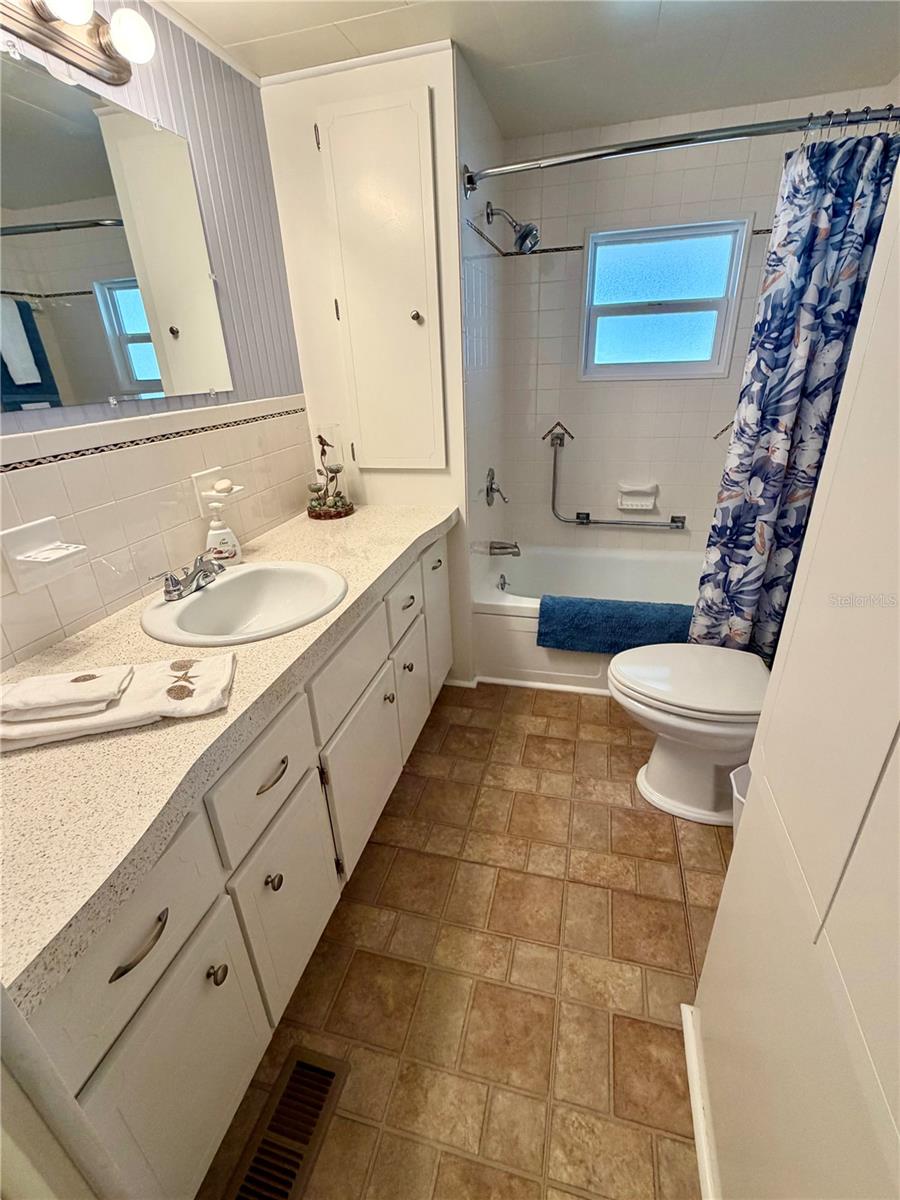 SUNSET PALMS UNREC - Residential