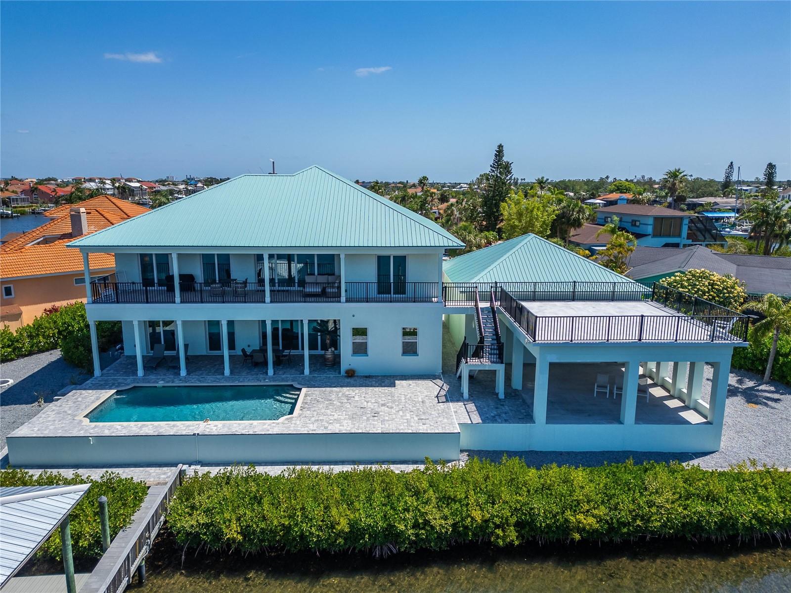 935 CHIPAWAY DRIVE