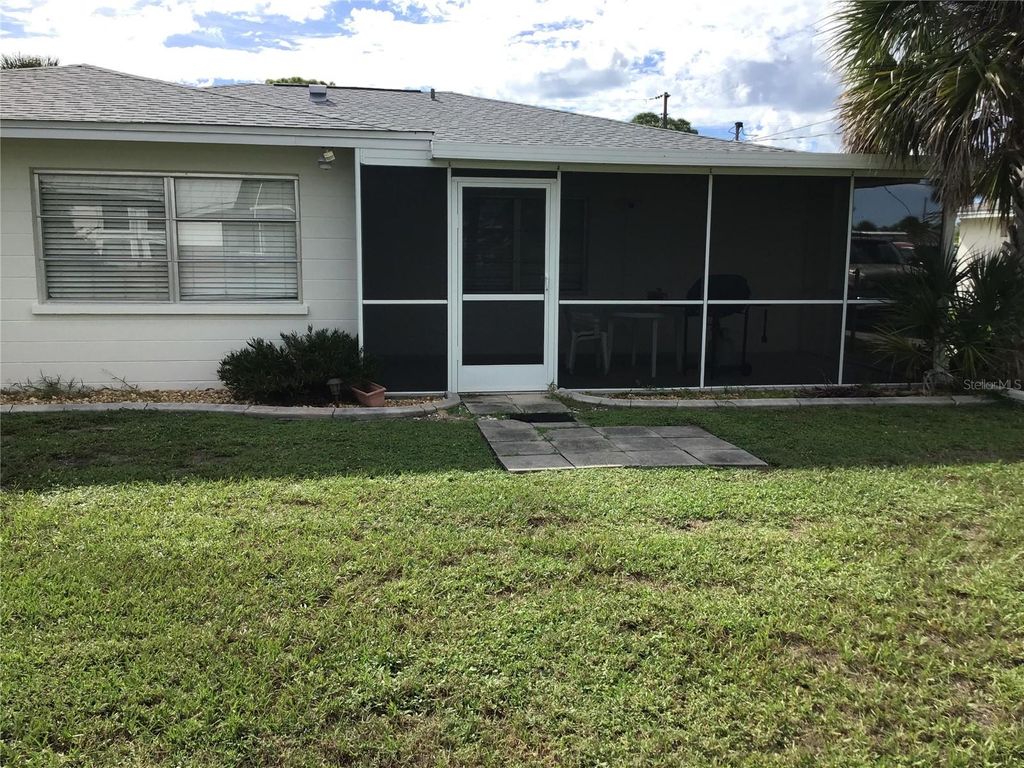 Photo of 1225 S Oxford Drive, Englewood, FL 34223 (MLS # N6140570)