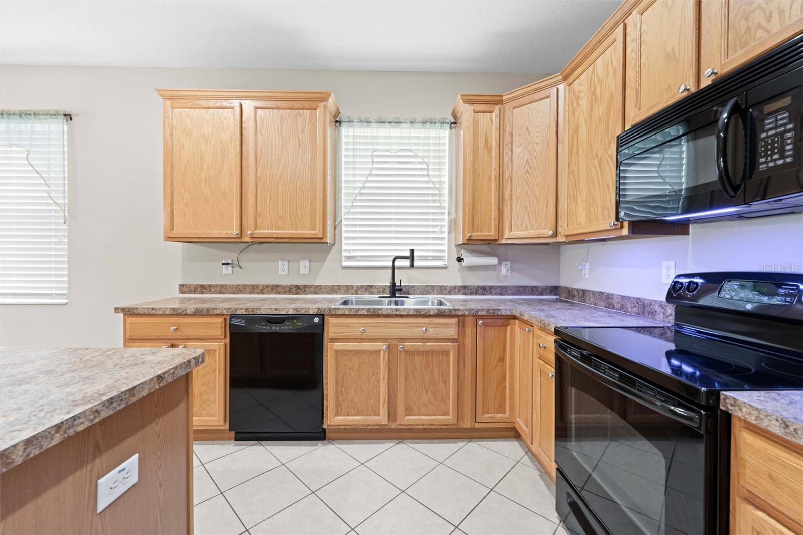 VILLAGES AT AVALON PH 1 - Residential