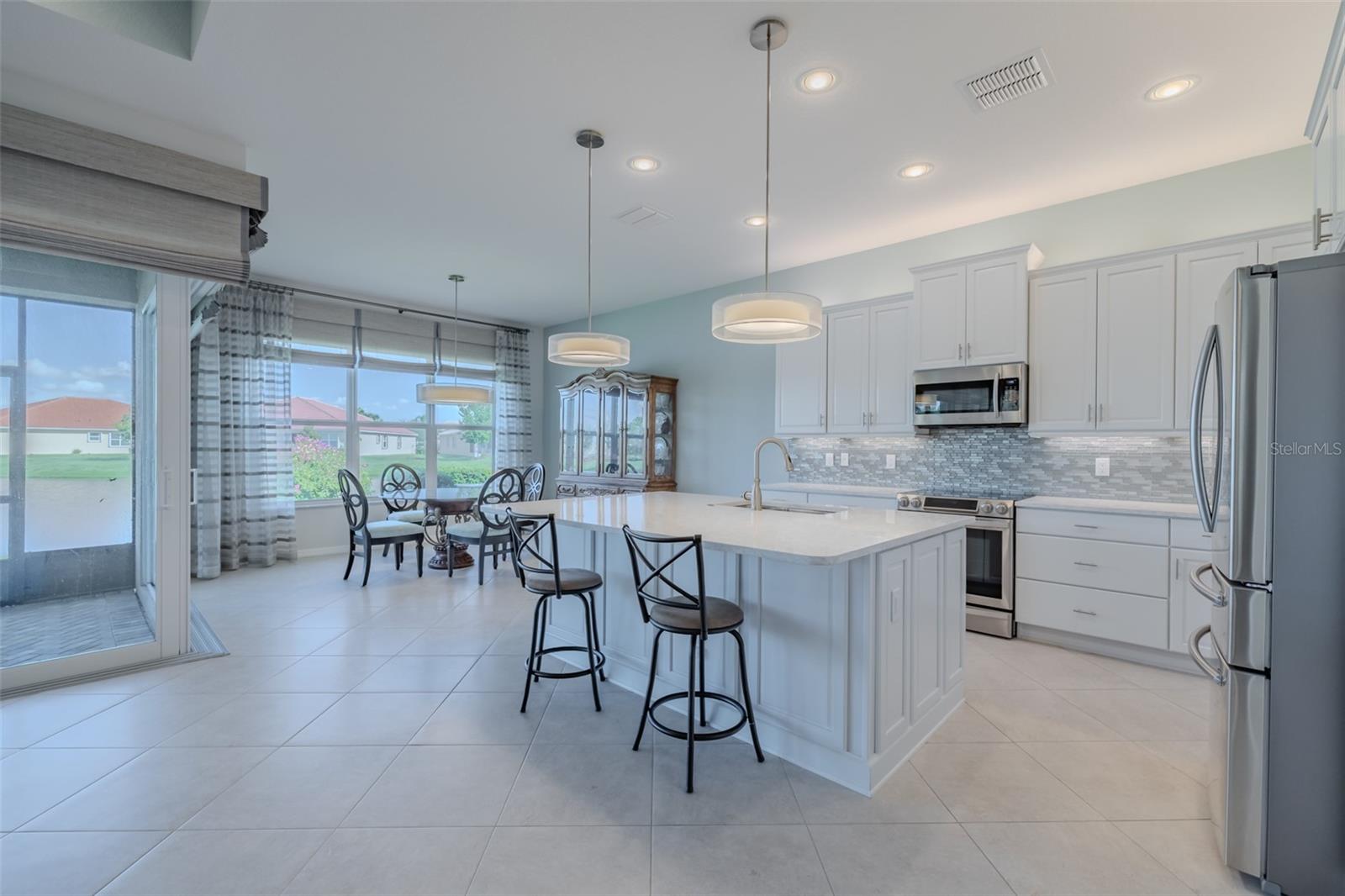 VALENCIA LAKES TR O - Residential
