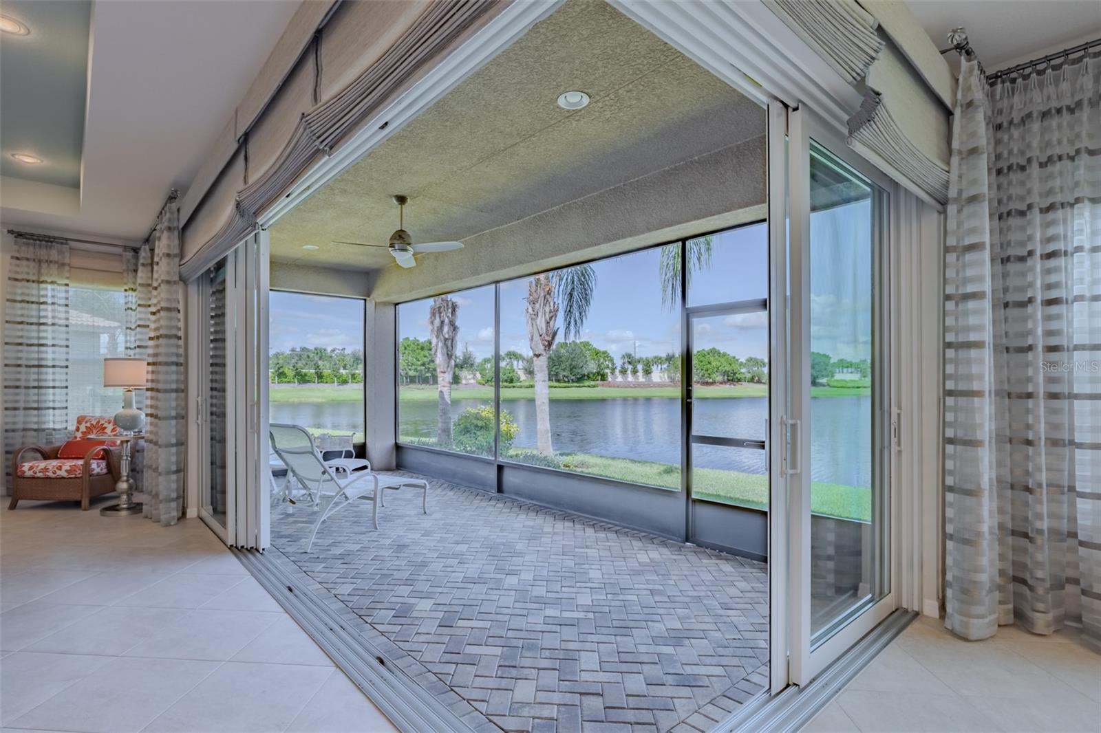 VALENCIA LAKES TR O - Residential