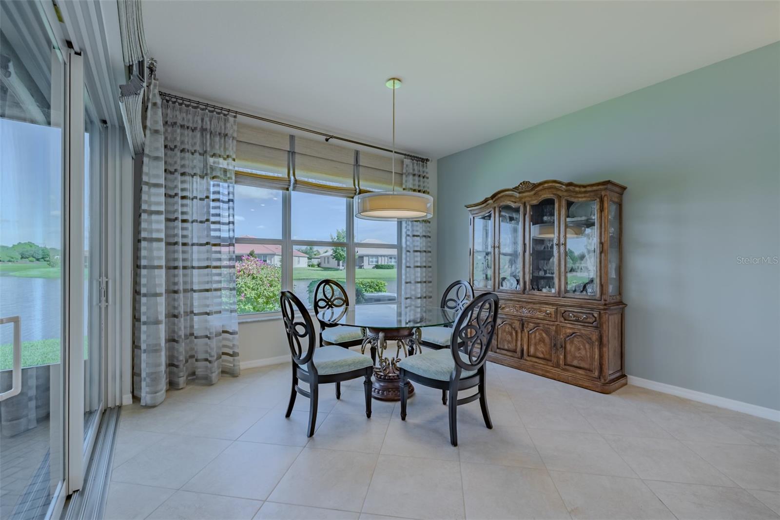 VALENCIA LAKES TR O - Residential