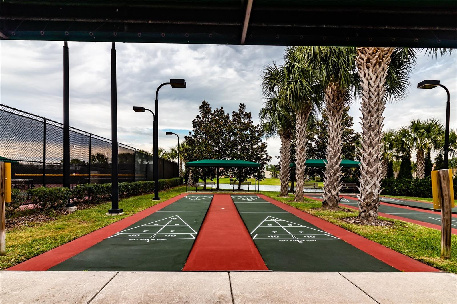 VALENCIA LAKES TR O - Residential