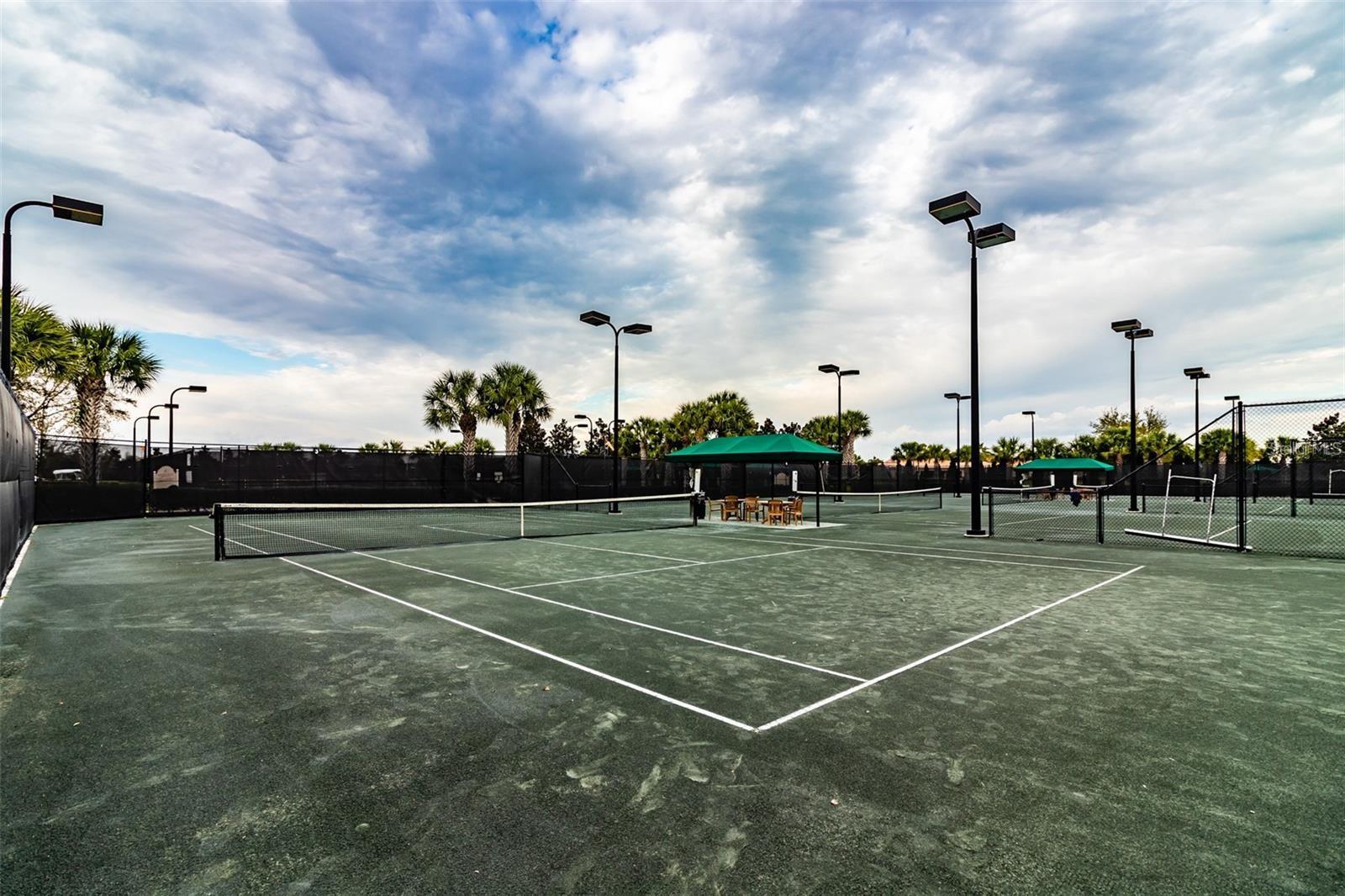 VALENCIA LAKES TR O - Residential