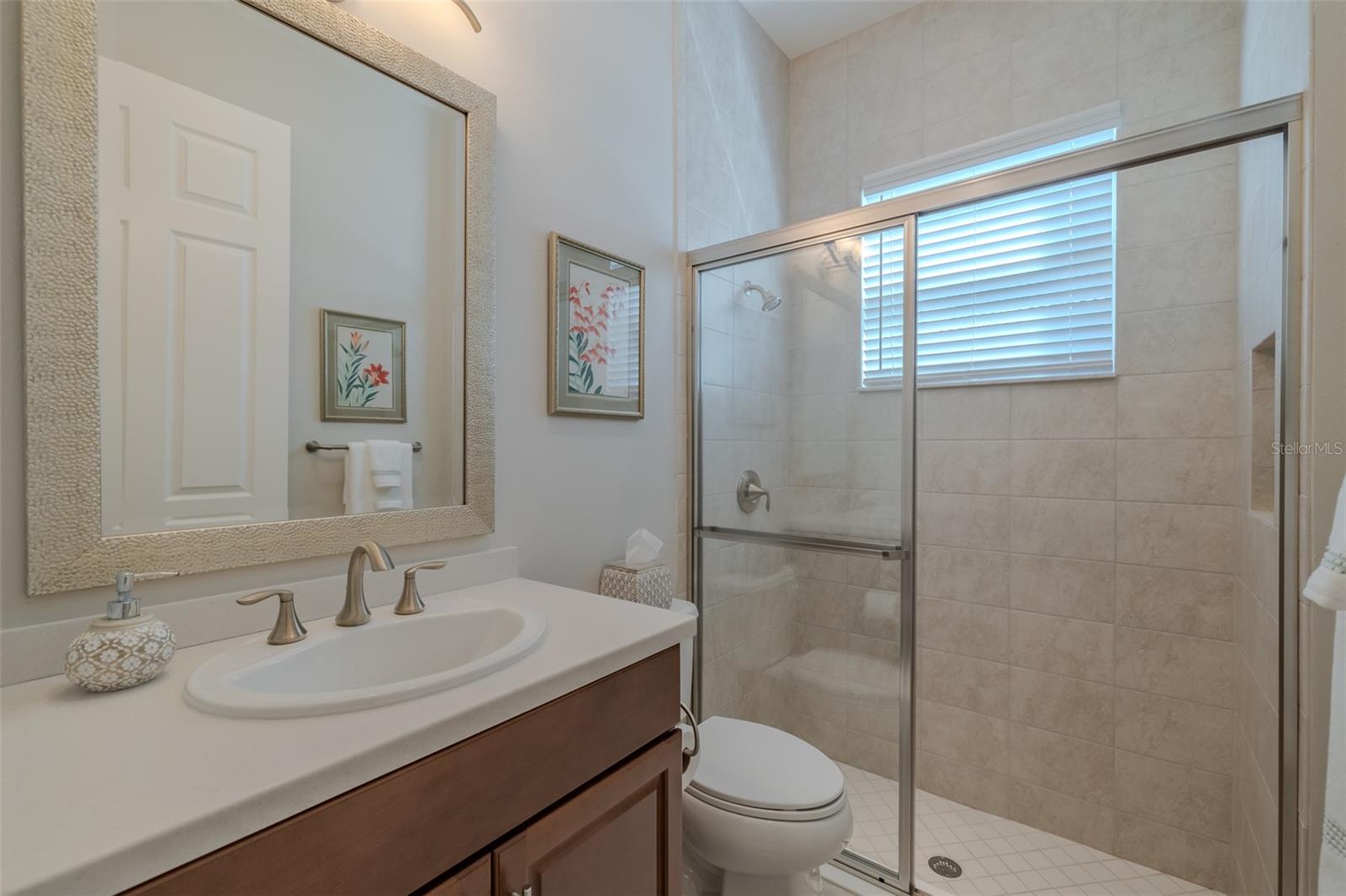 VALENCIA LAKES TR O - Residential