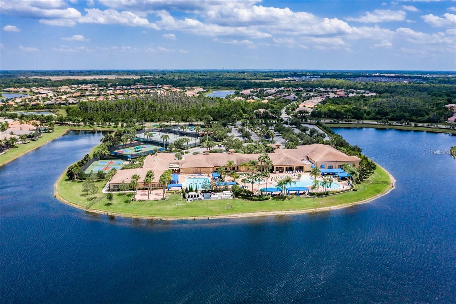VALENCIA LAKES TR O - Residential