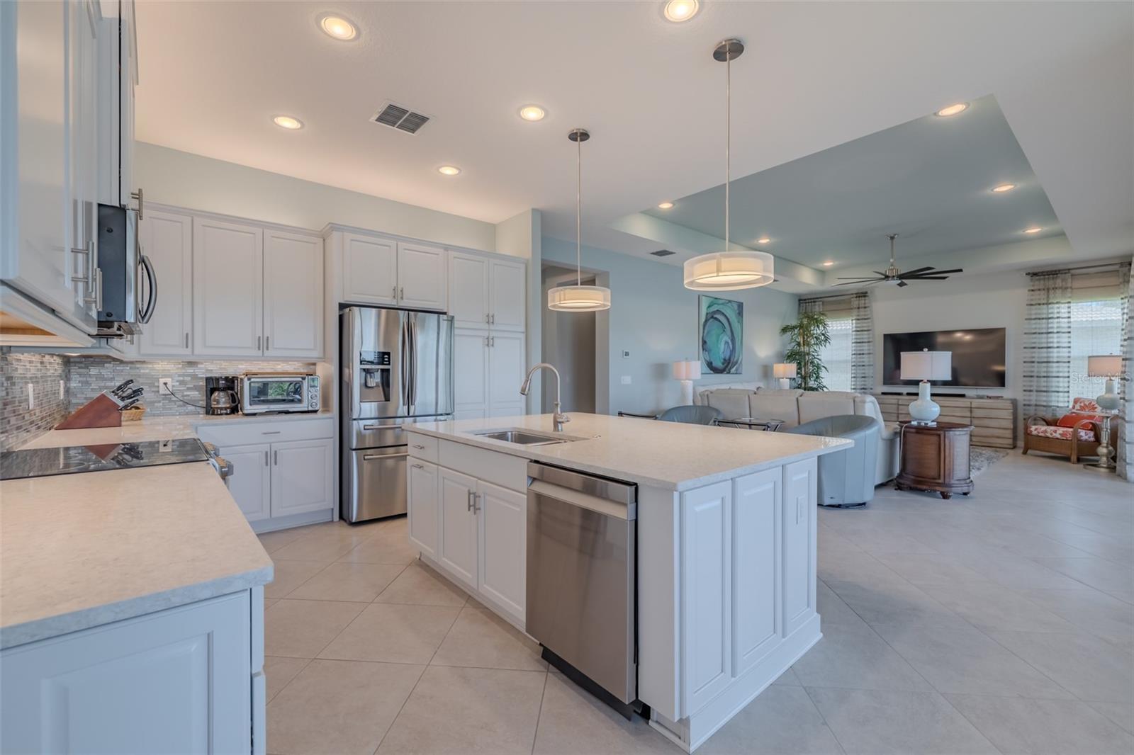 VALENCIA LAKES TR O - Residential