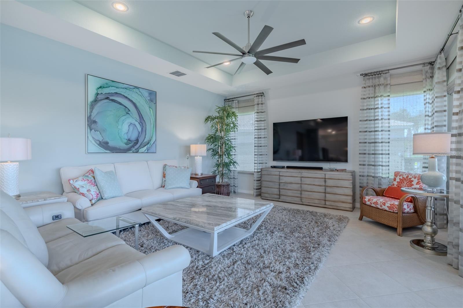 VALENCIA LAKES TR O - Residential
