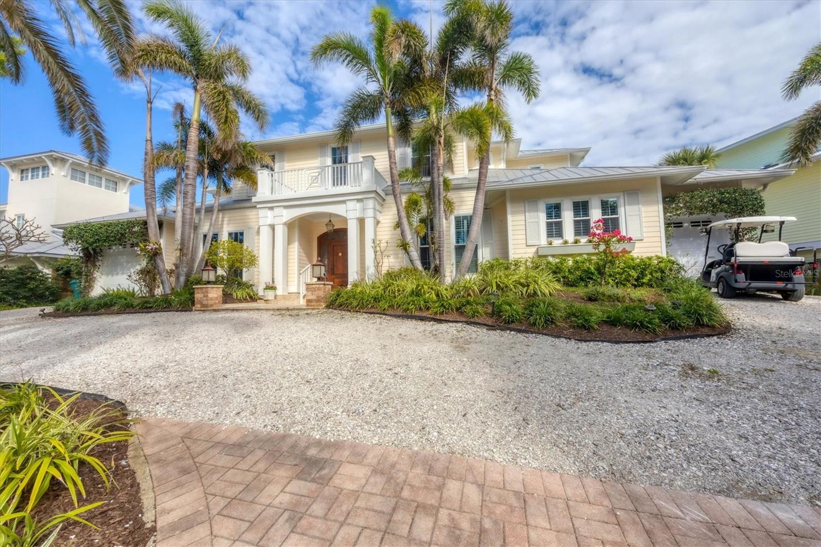 120 PALM AVENUE