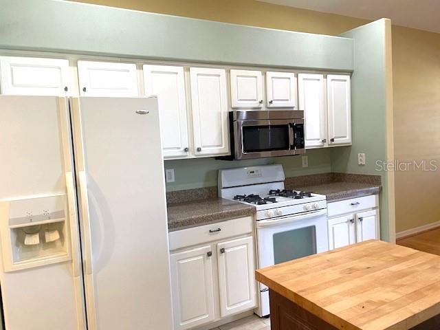 NORTH PH 1 SUMMERWOOD 2 - Residential Lease