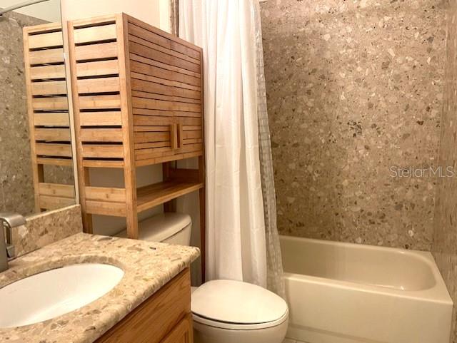 NORTH PH 1 SUMMERWOOD 2 - Residential Lease