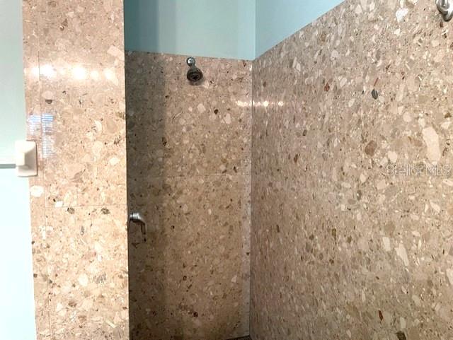 NORTH PH 1 SUMMERWOOD 2 - Residential Lease