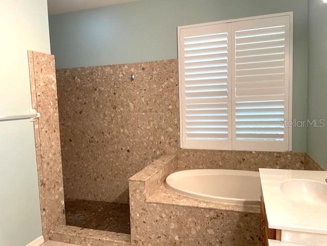 NORTH PH 1 SUMMERWOOD 2 - Residential Lease