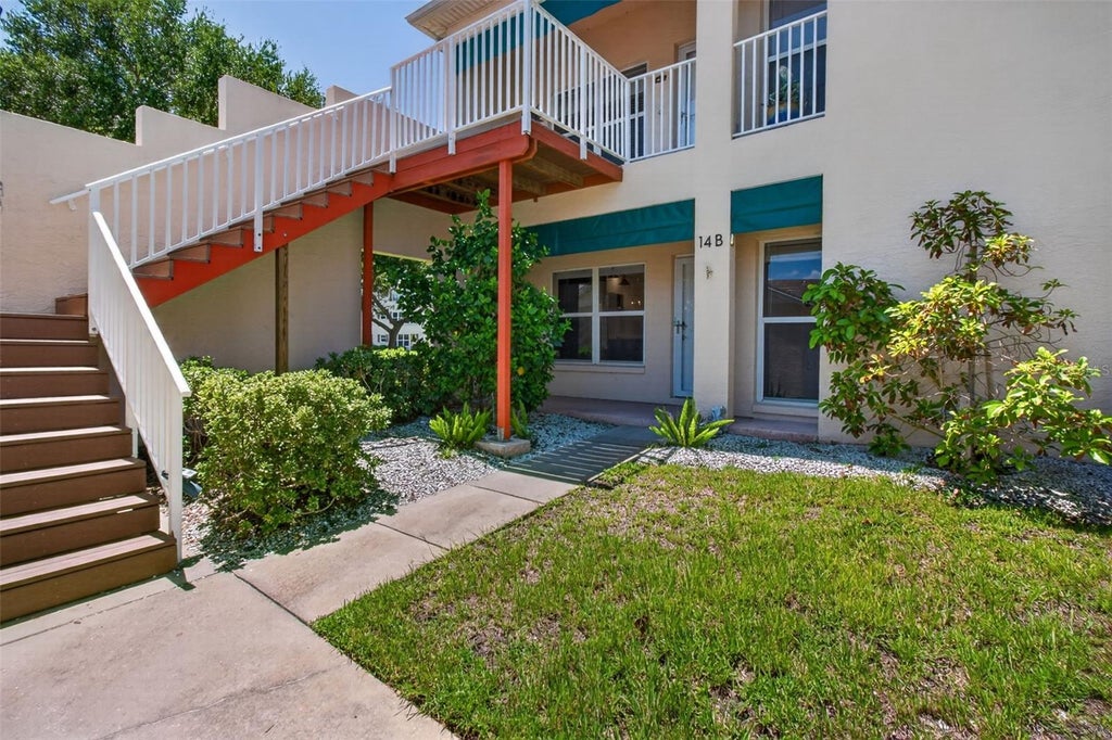 Photo of 6330 99th Way N #14B, St Petersburg, FL 33708 (MLS # TB8552184)