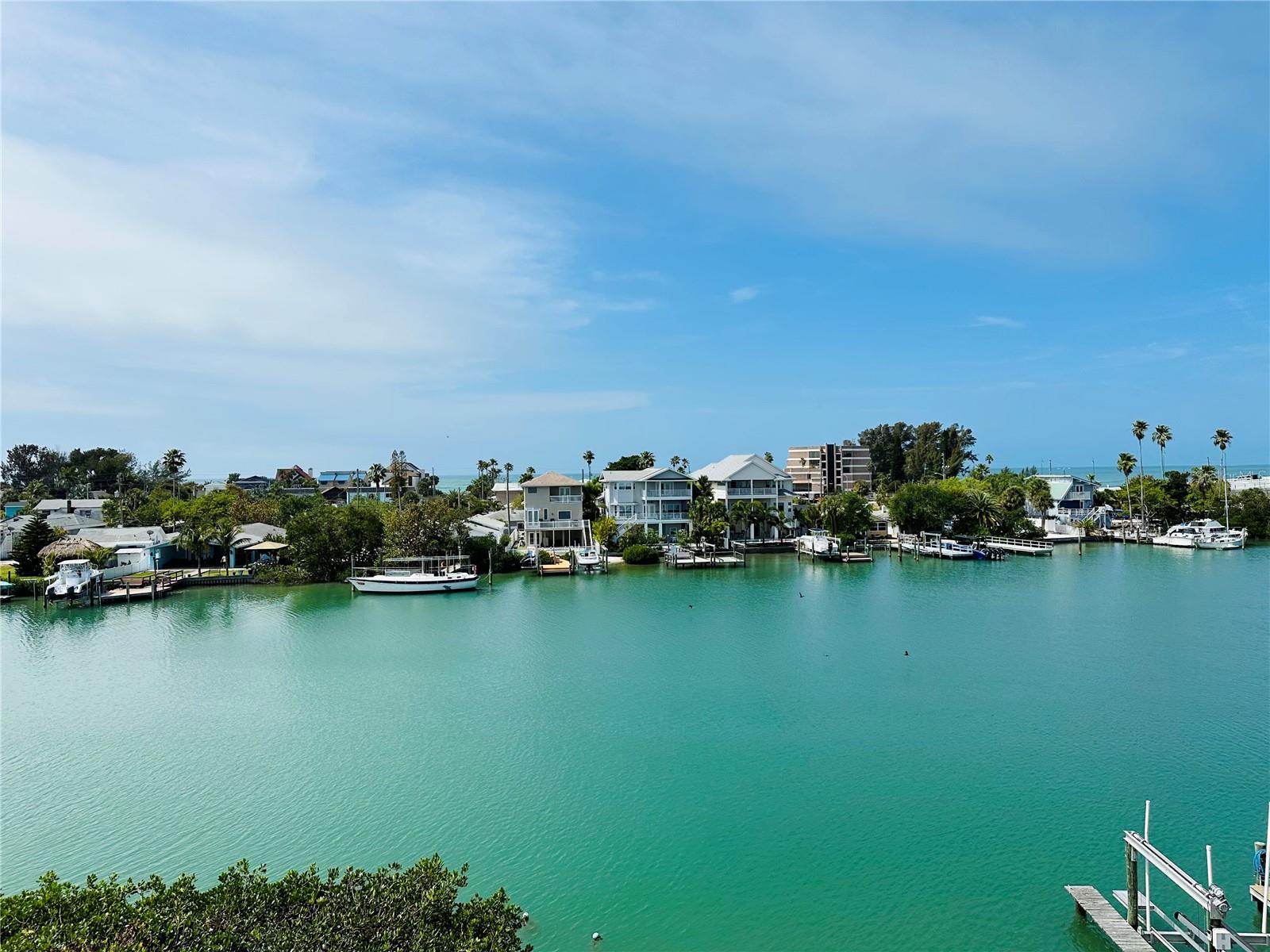 CAPRI LAGOONS CLUB CONDO - Residential Lease