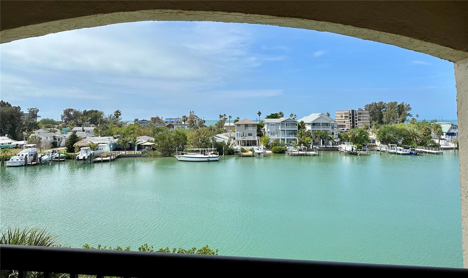 CAPRI LAGOONS CLUB CONDO - Residential Lease