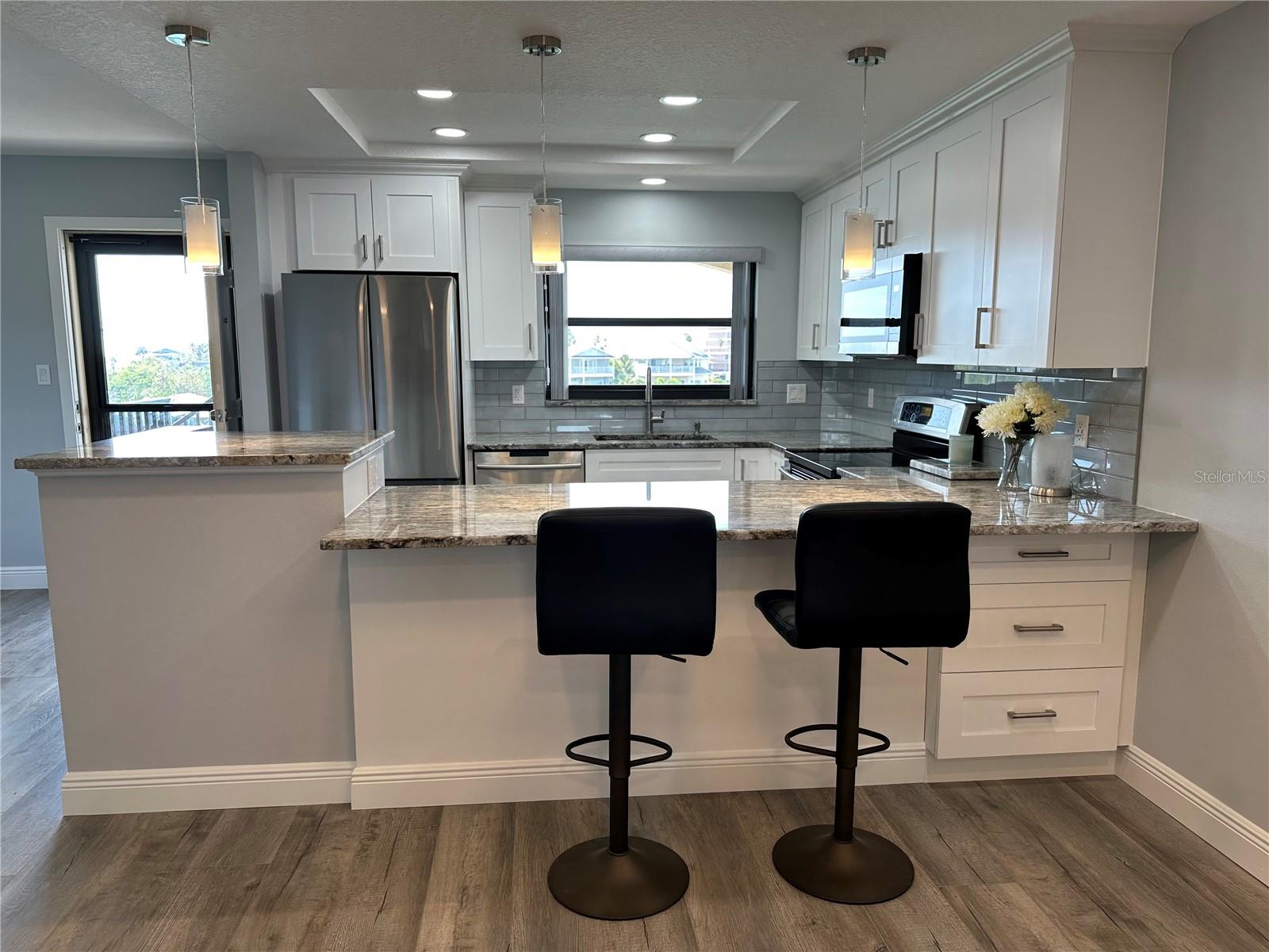 CAPRI LAGOONS CLUB CONDO - Residential Lease