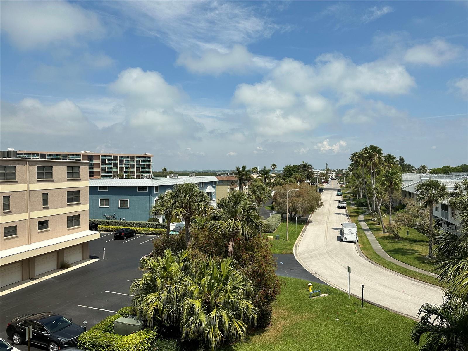 CAPRI LAGOONS CLUB CONDO - Residential Lease