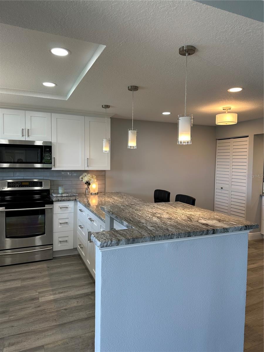 CAPRI LAGOONS CLUB CONDO - Residential Lease