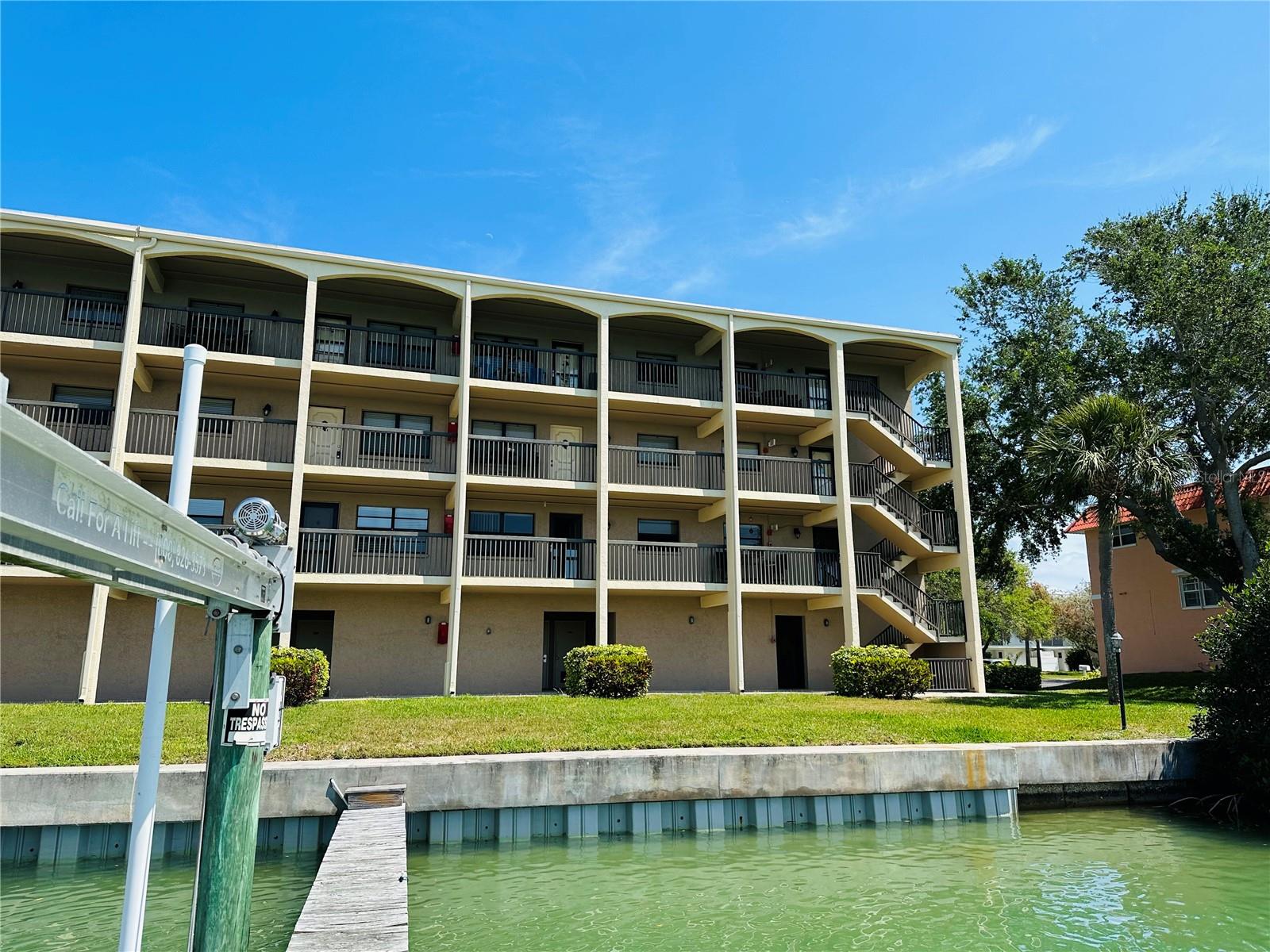 CAPRI LAGOONS CLUB CONDO - Residential Lease