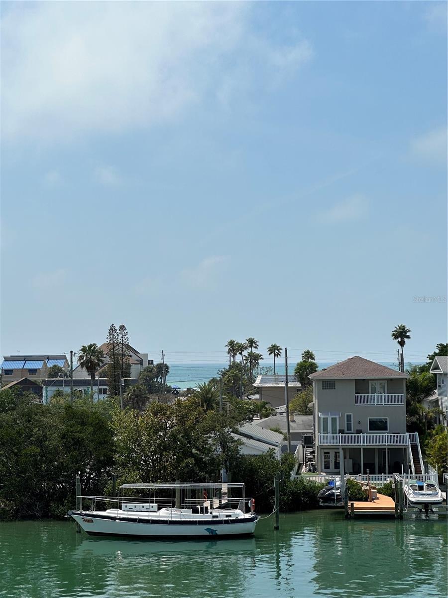 CAPRI LAGOONS CLUB CONDO - Residential Lease