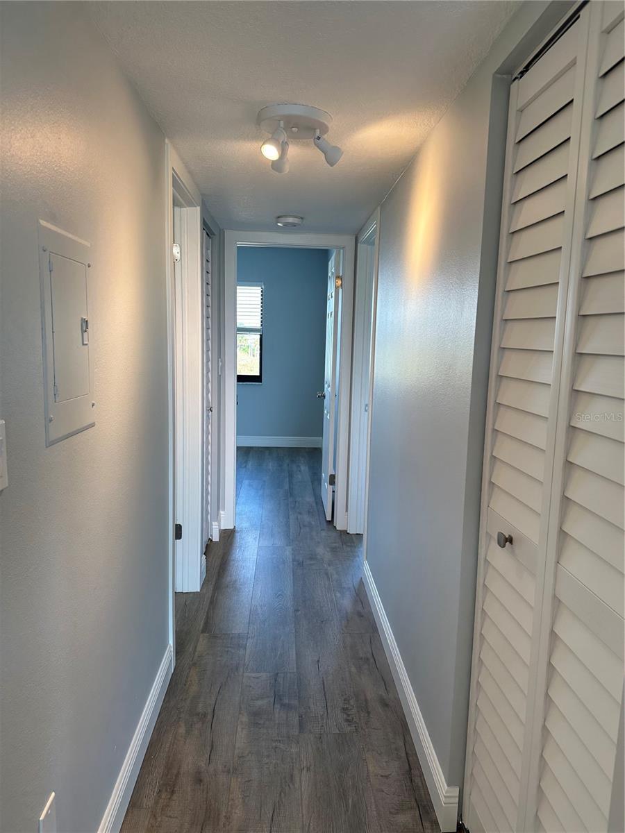 CAPRI LAGOONS CLUB CONDO - Residential Lease