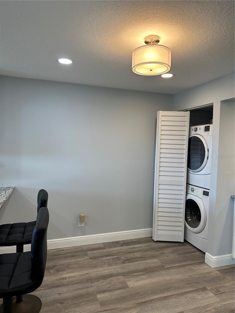 CAPRI LAGOONS CLUB CONDO - Residential Lease