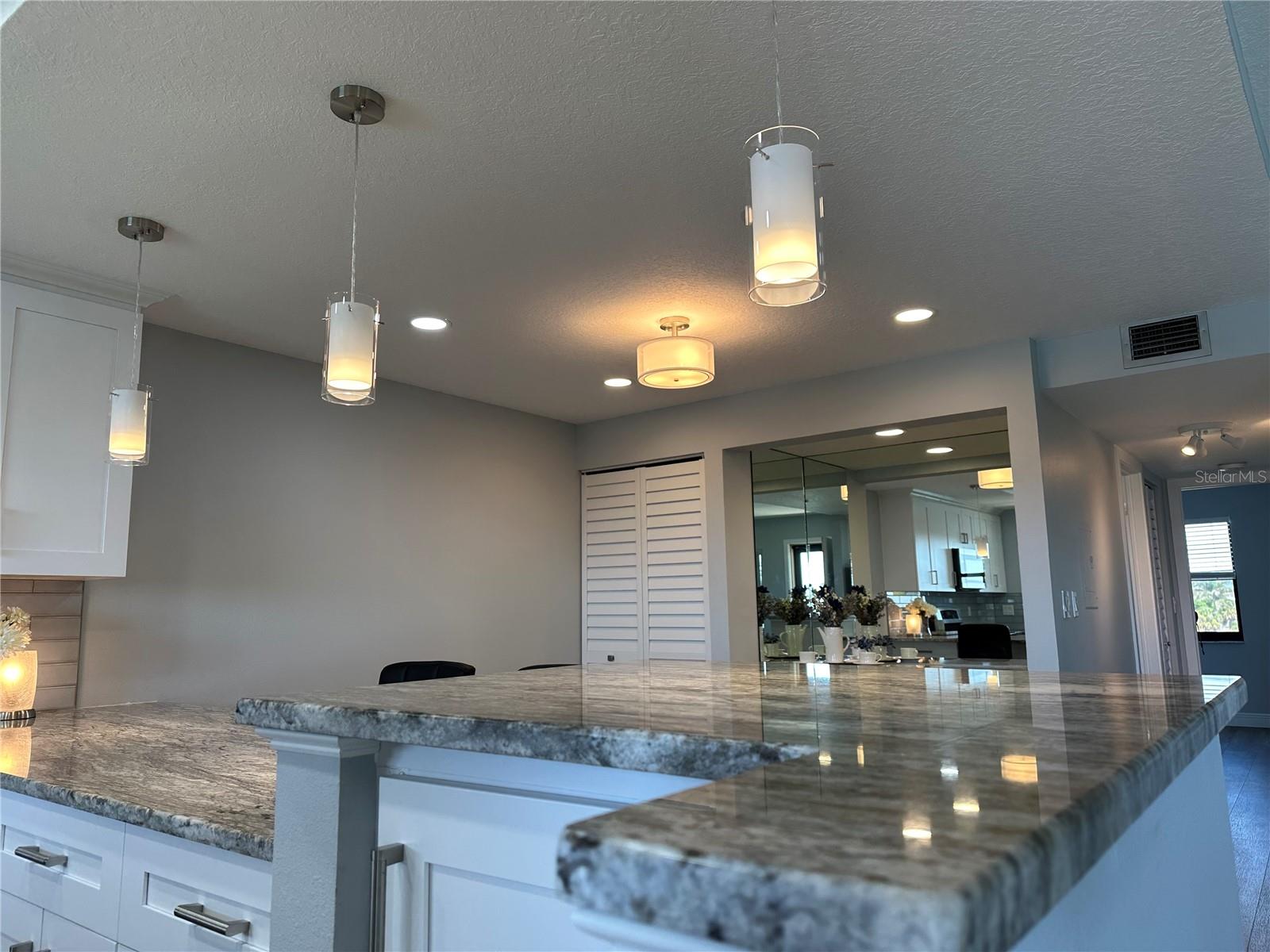 CAPRI LAGOONS CLUB CONDO - Residential Lease