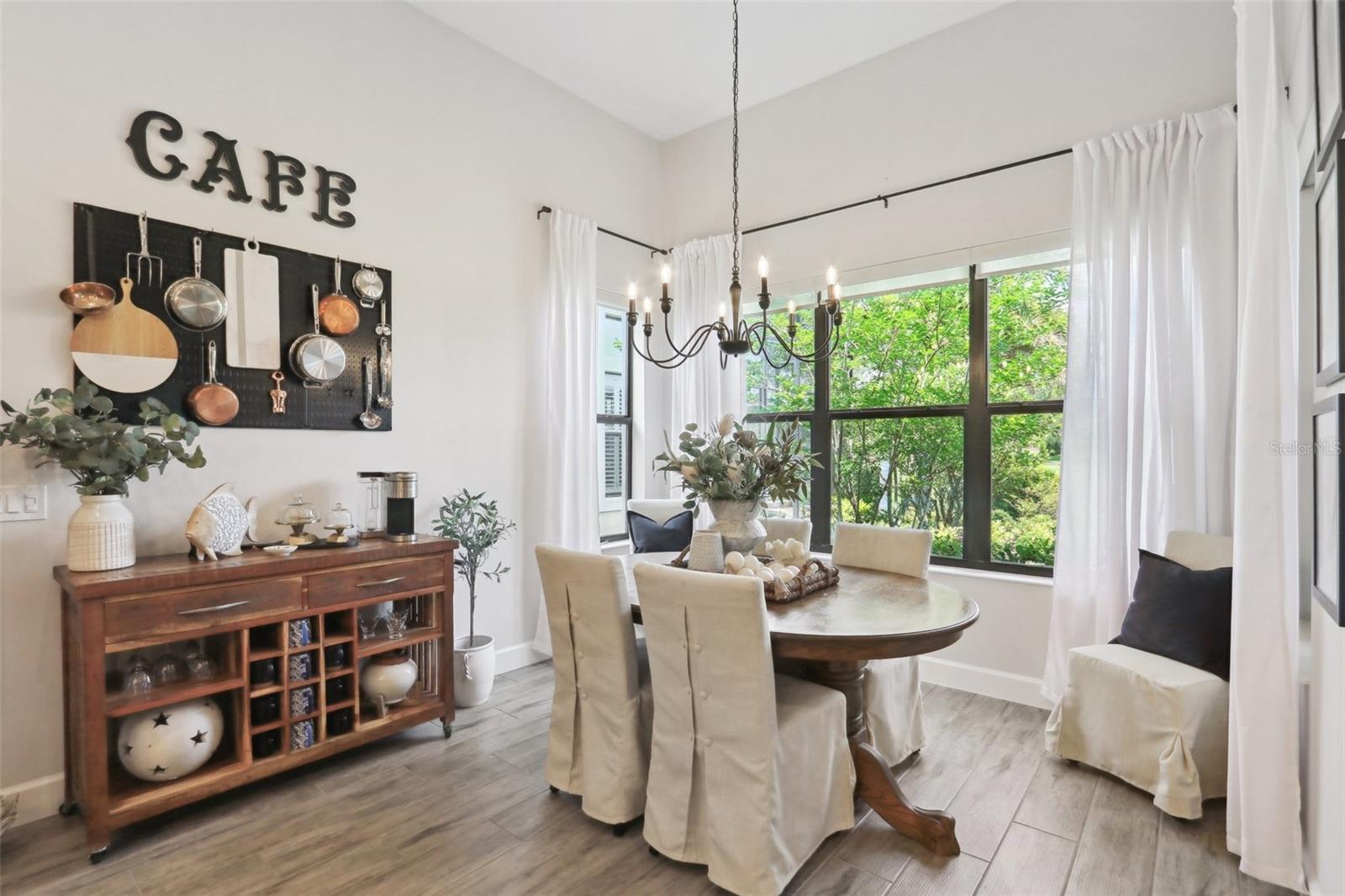 LAS COLINAS PH II SUB - Residential