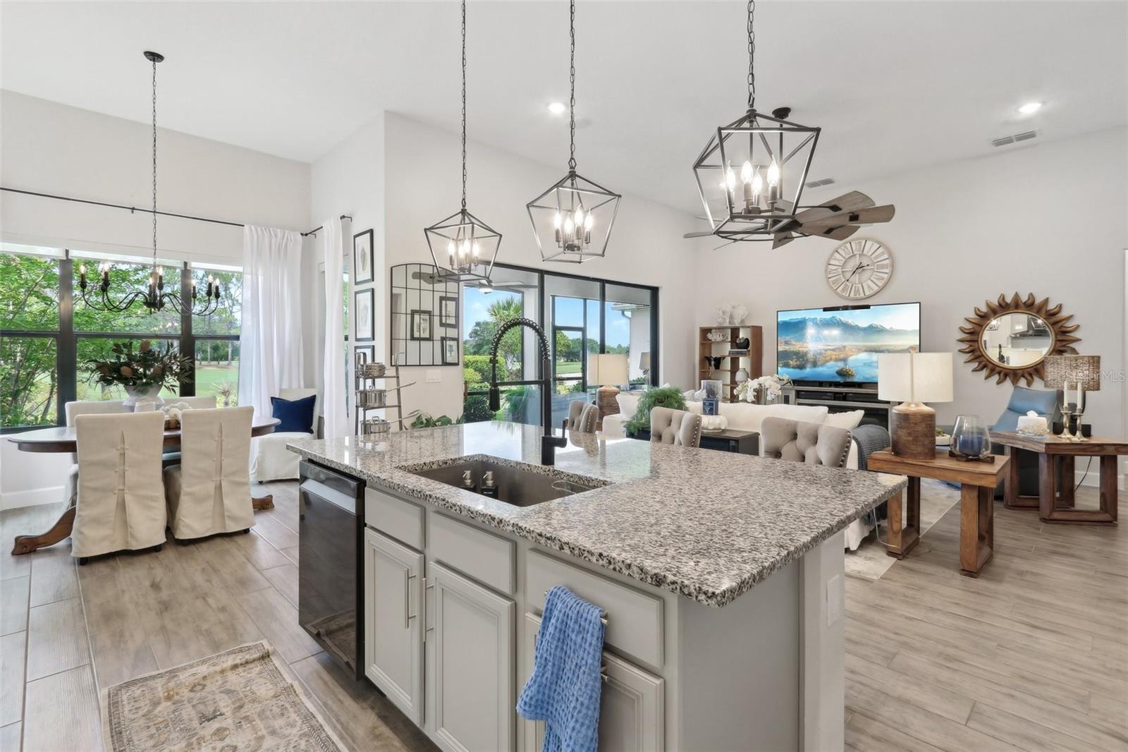 LAS COLINAS PH II SUB - Residential