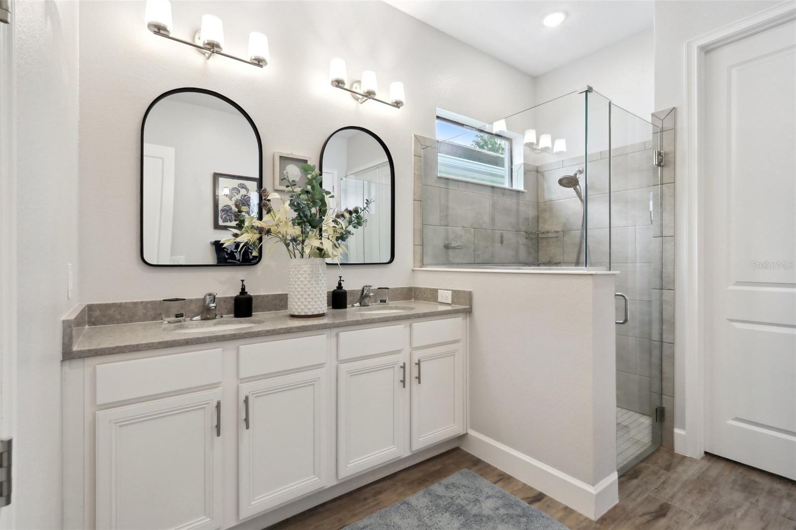 LAS COLINAS PH II SUB - Residential