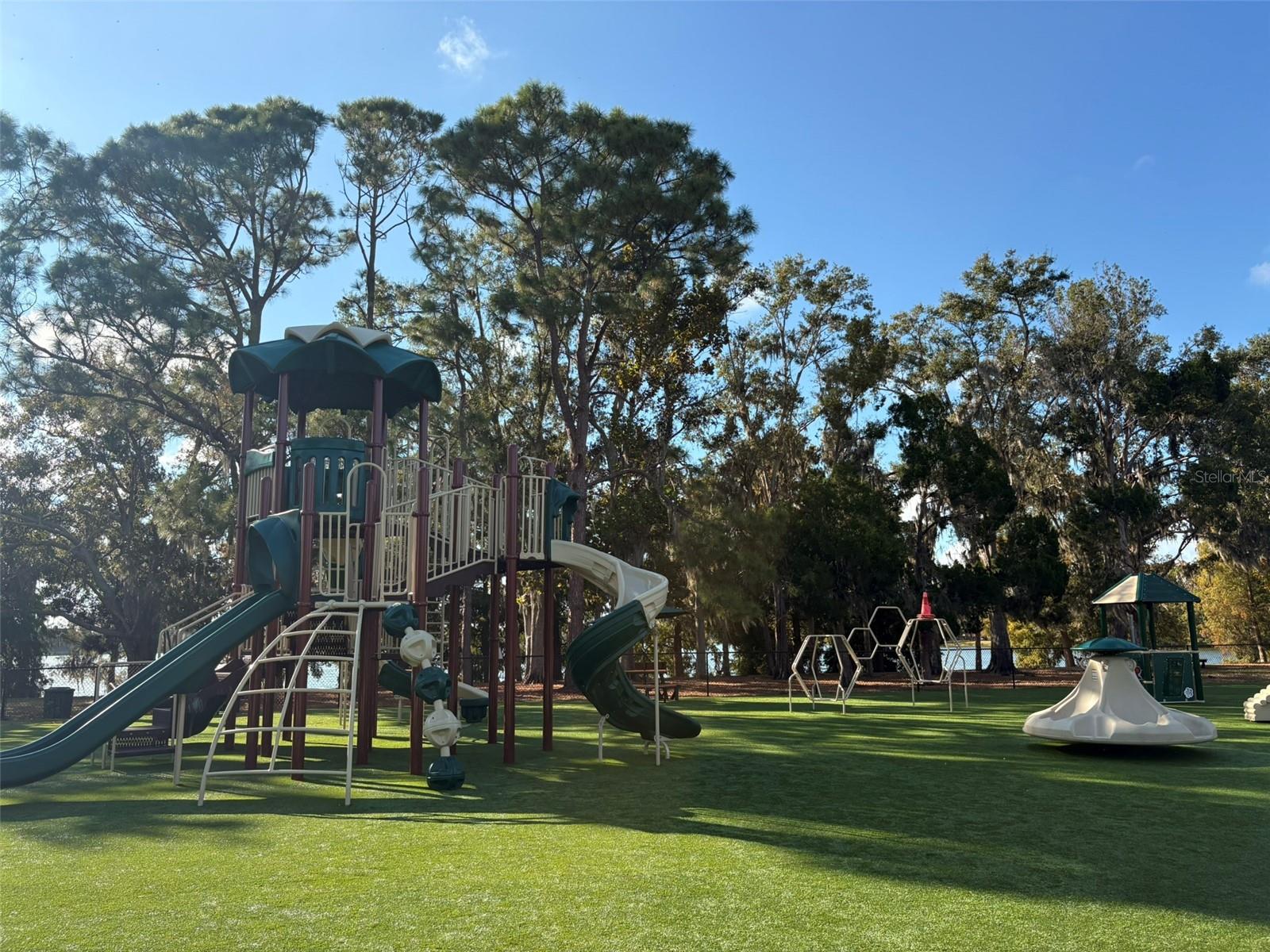 LIGHTHOUSE COVE AT HERITAGE HARBOUR UN 2 - Residential