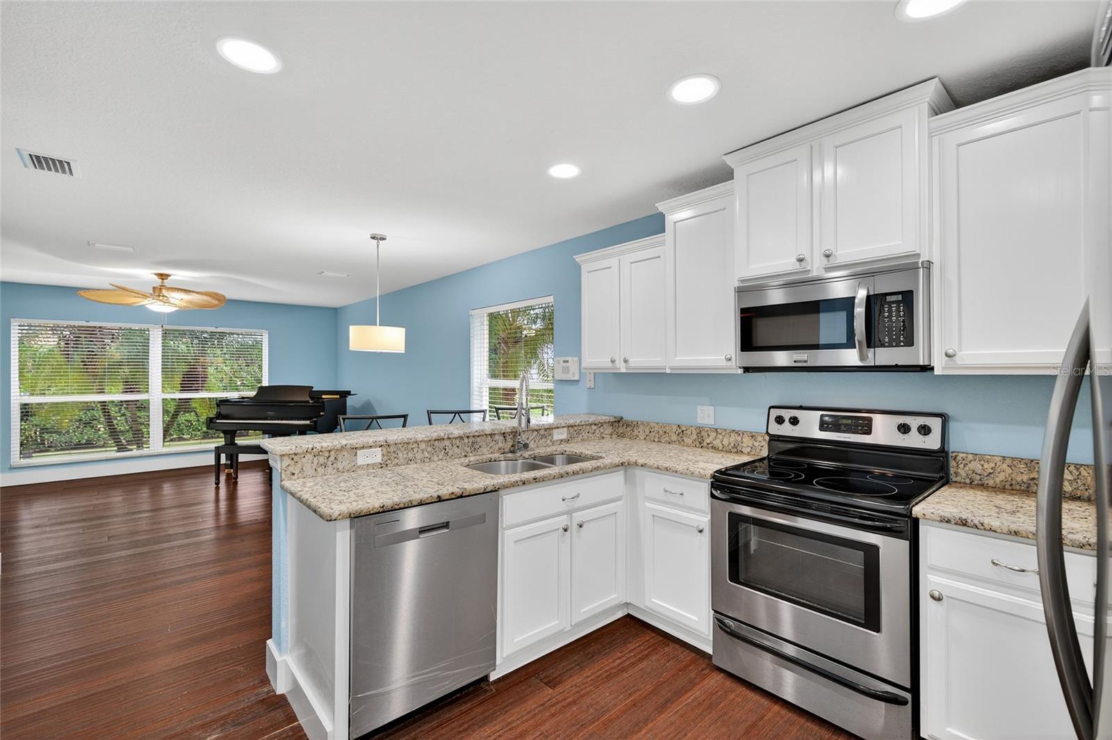 LIGHTHOUSE COVE AT HERITAGE HARBOUR UN 2 - Residential