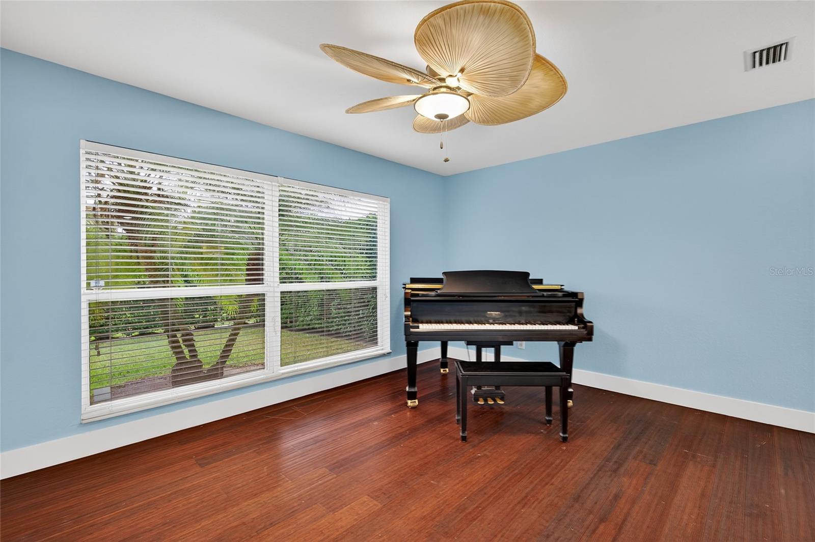 LIGHTHOUSE COVE AT HERITAGE HARBOUR UN 2 - Residential