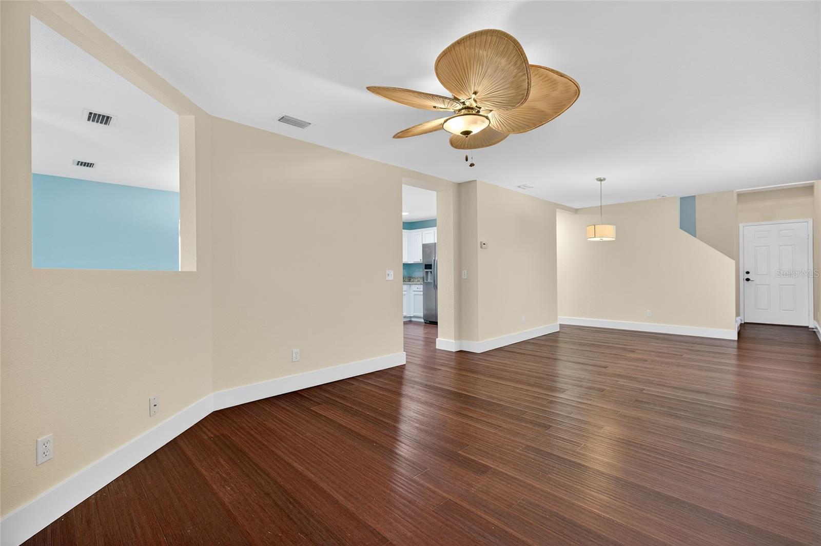 LIGHTHOUSE COVE AT HERITAGE HARBOUR UN 2 - Residential