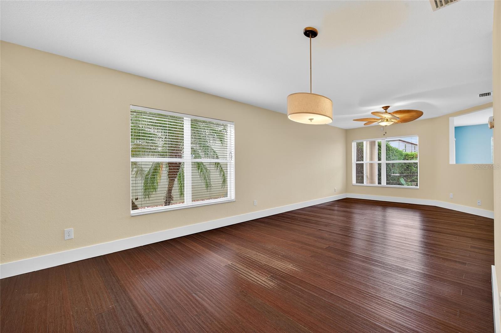 LIGHTHOUSE COVE AT HERITAGE HARBOUR UN 2 - Residential