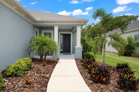 A home in PARRISH