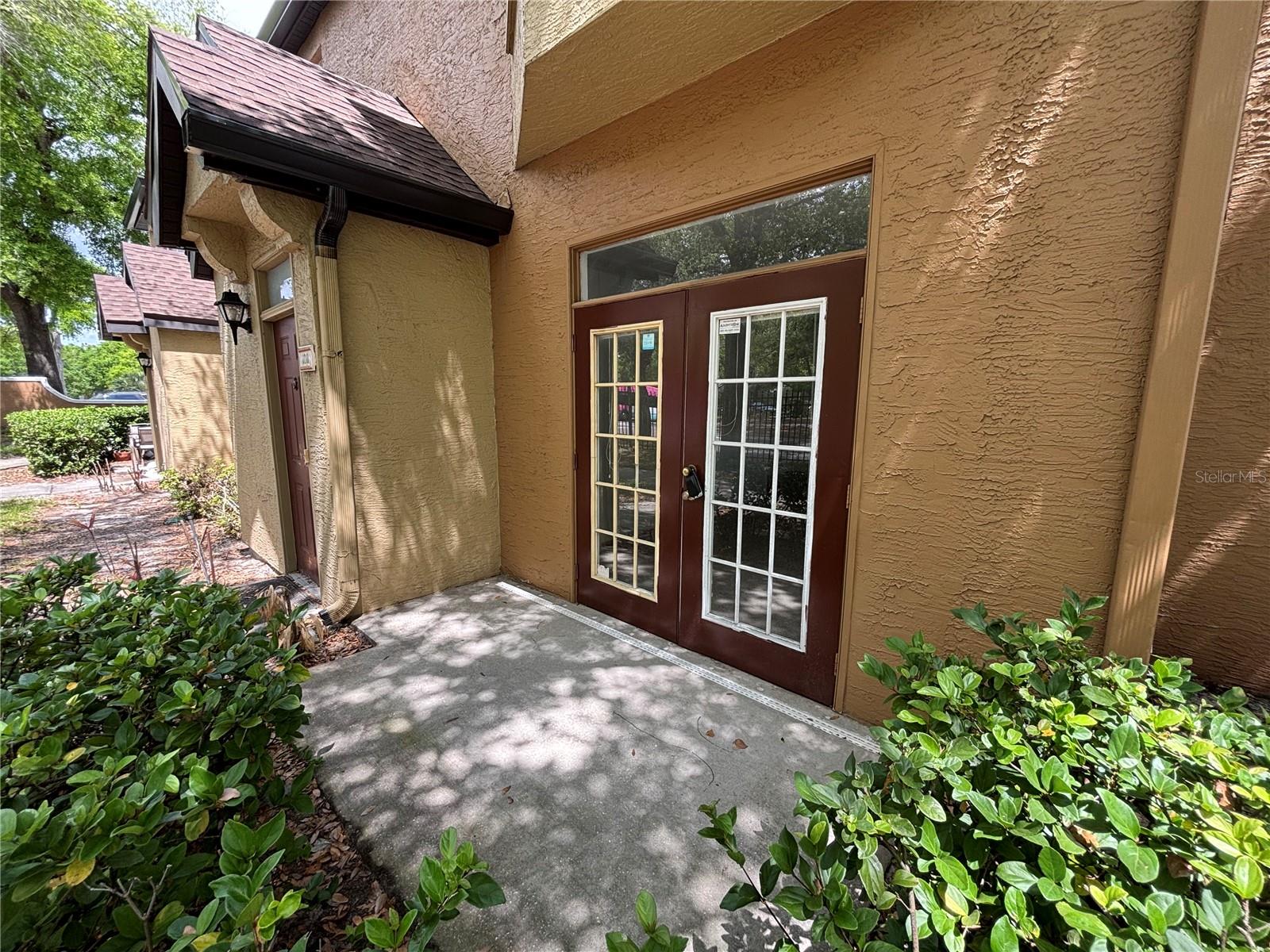 AZUR/METROWEST - Residential