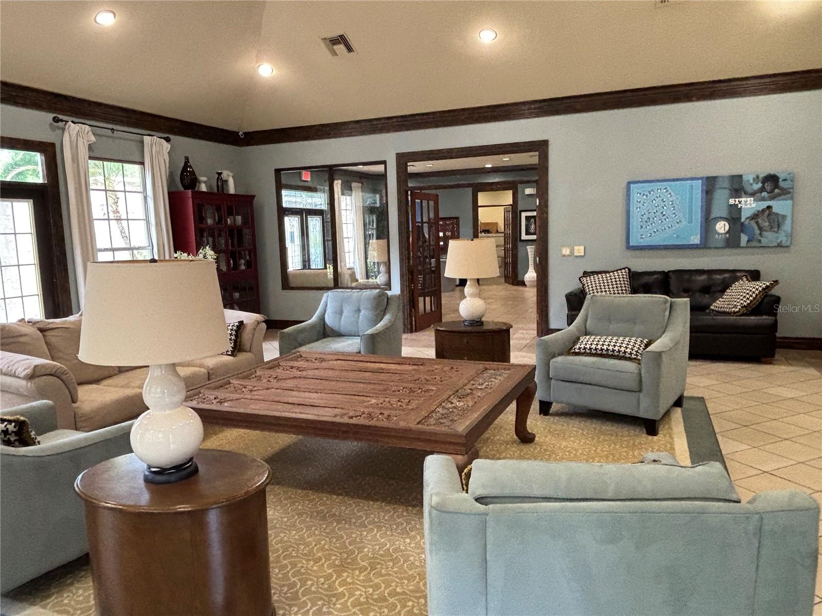 AZUR/METROWEST - Residential