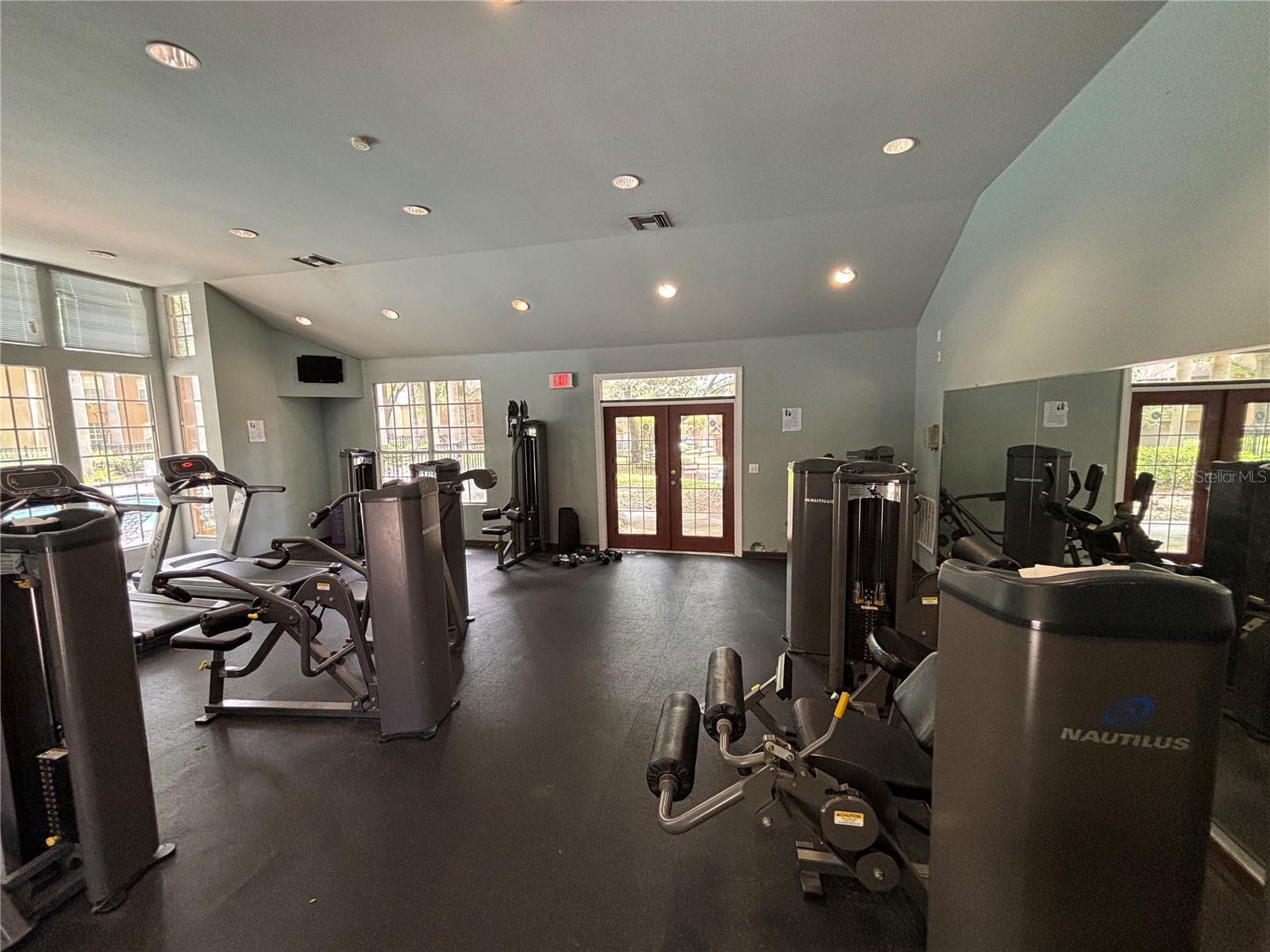 AZUR/METROWEST - Residential