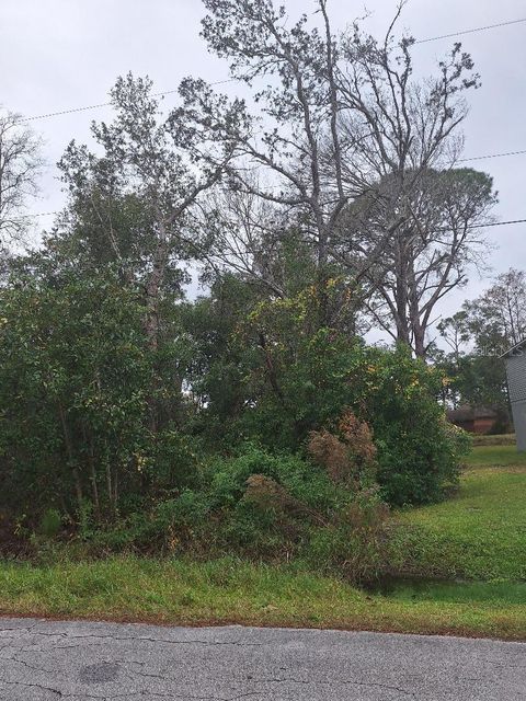 1580 2ND AVENUE DELAND FL 32724