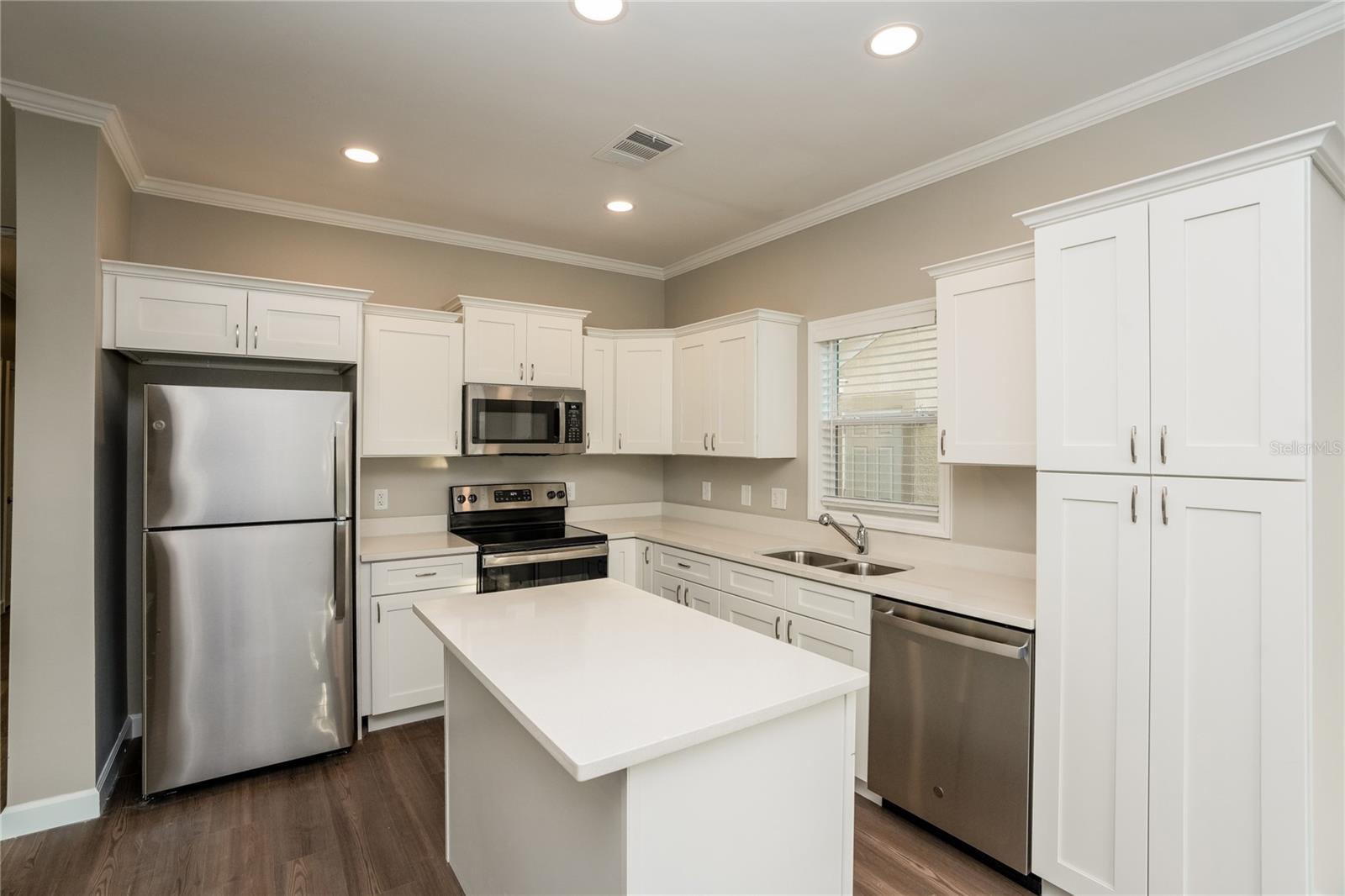 SUTTONS RESUB - Residential Lease