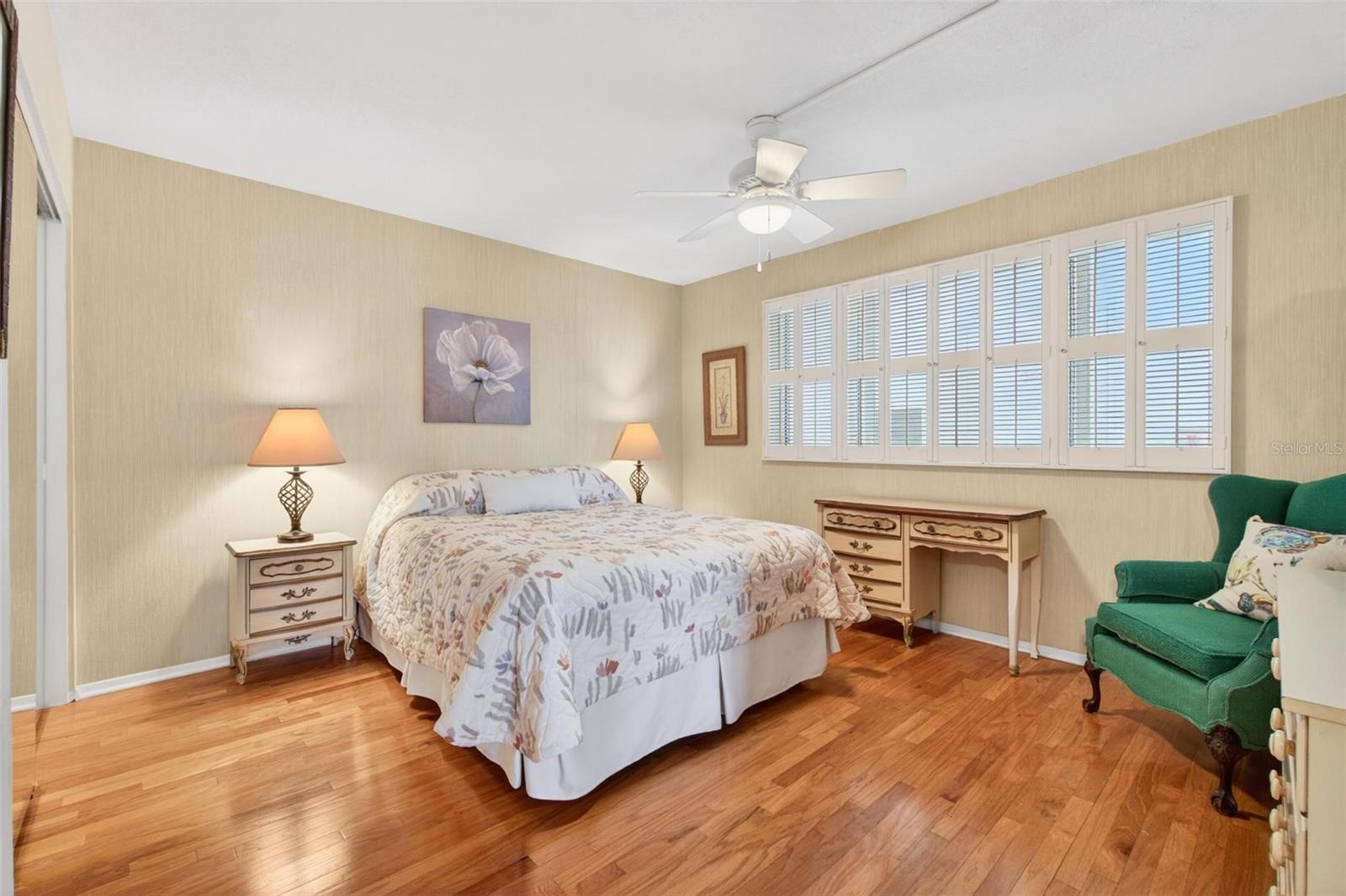 BRIGHTWATERS TOWER OF SNELL ISLE - Residential