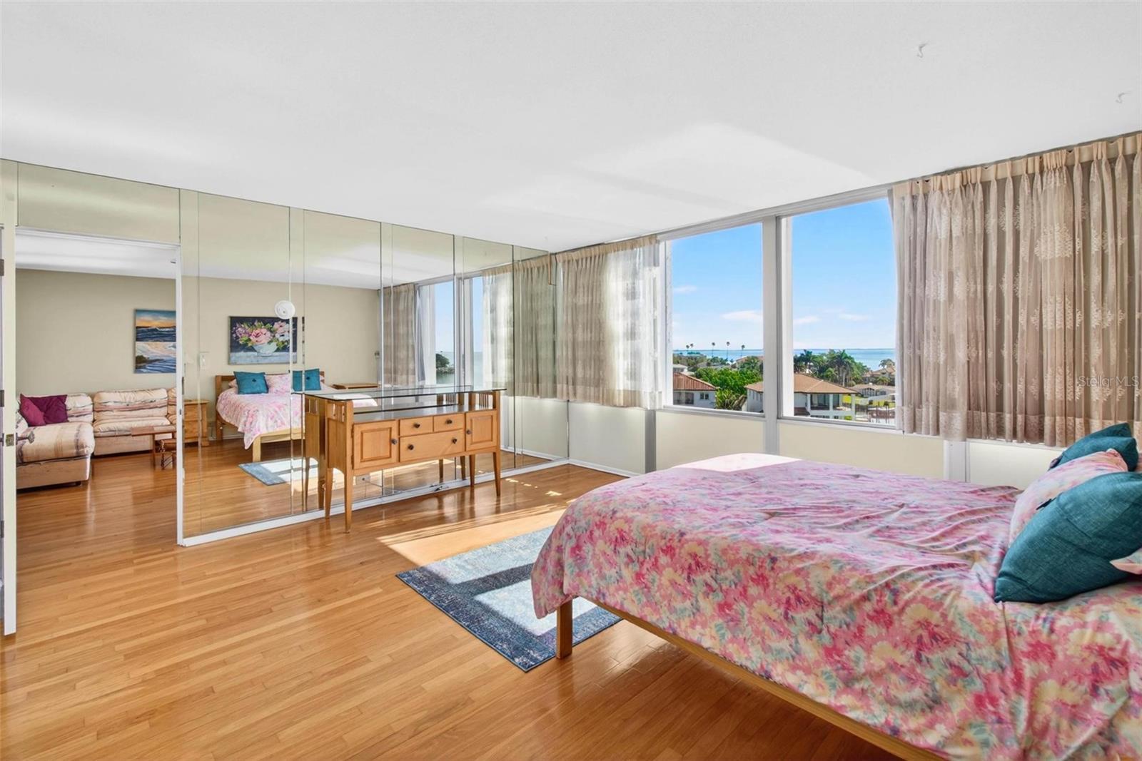 BRIGHTWATERS TOWER OF SNELL ISLE - Residential