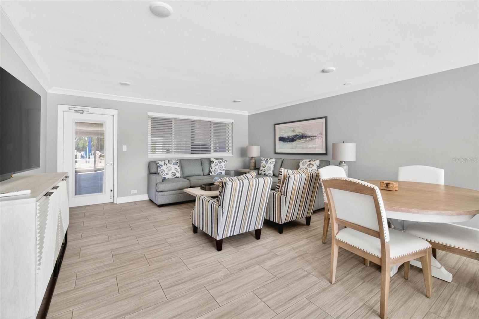 BRIGHTWATERS TOWER OF SNELL ISLE - Residential