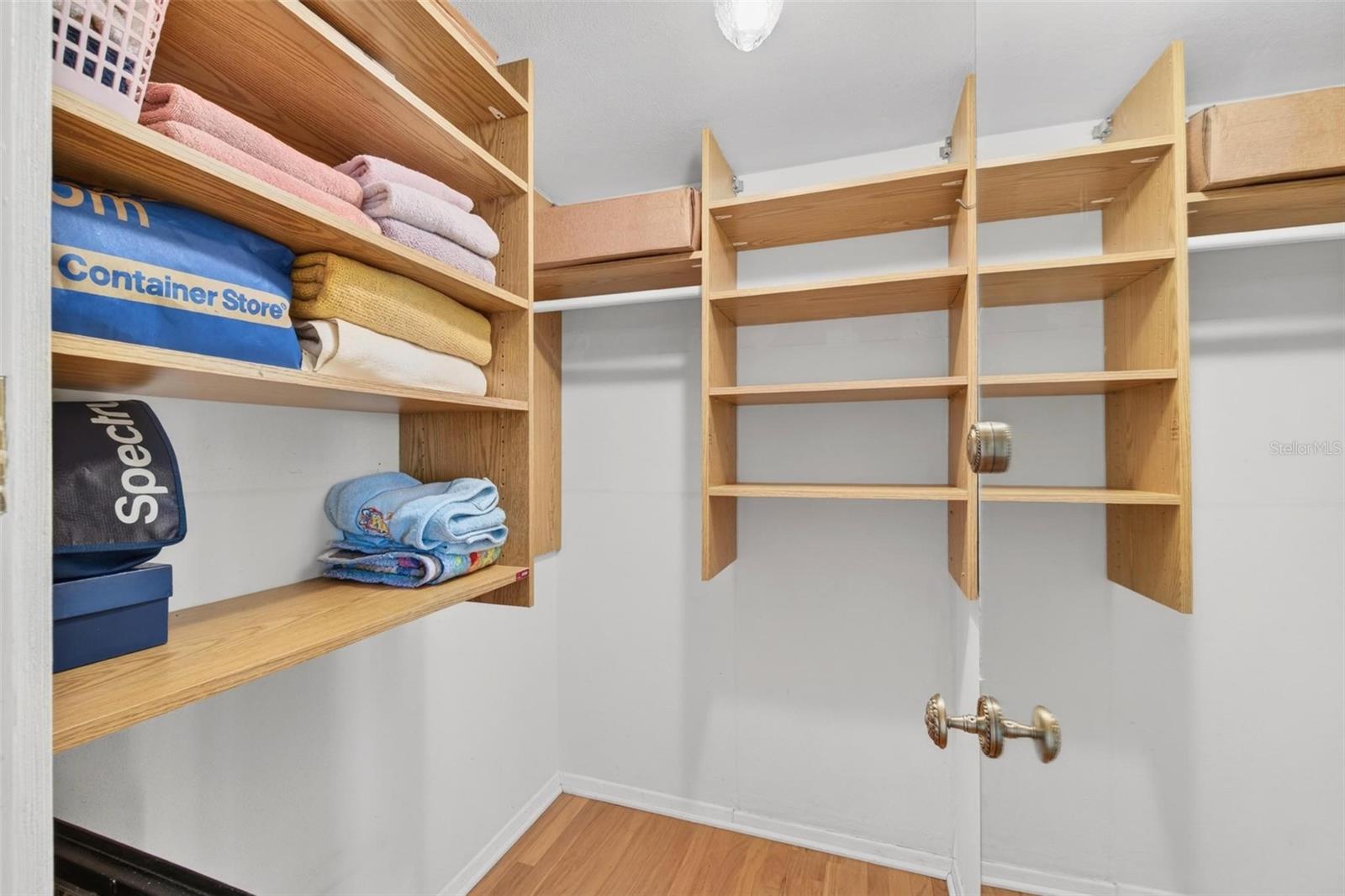 BRIGHTWATERS TOWER OF SNELL ISLE - Residential