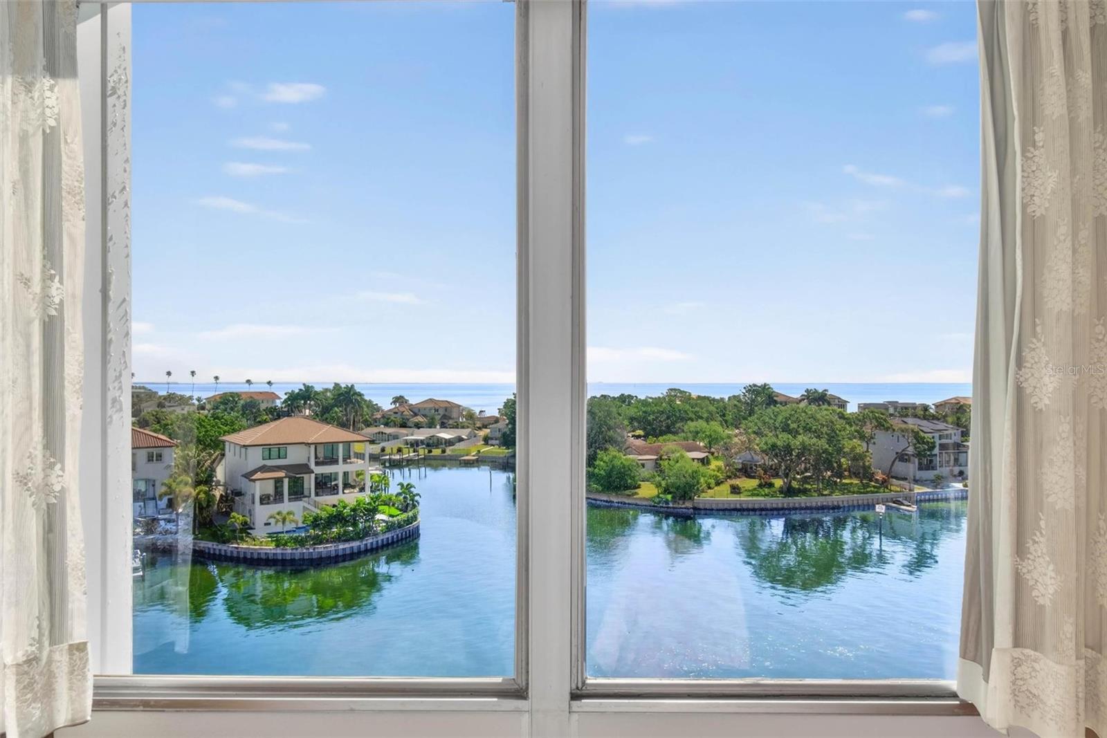 BRIGHTWATERS TOWER OF SNELL ISLE - Residential